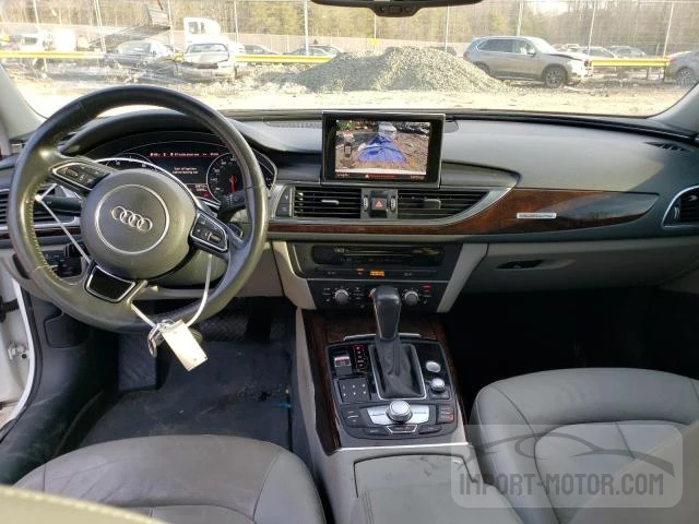 Auction photo 8