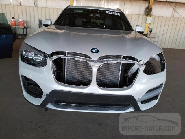 Auction photo 5