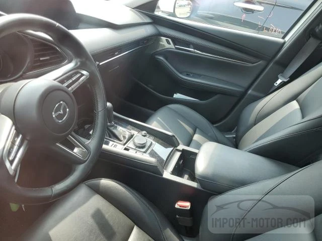 Auction photo 2