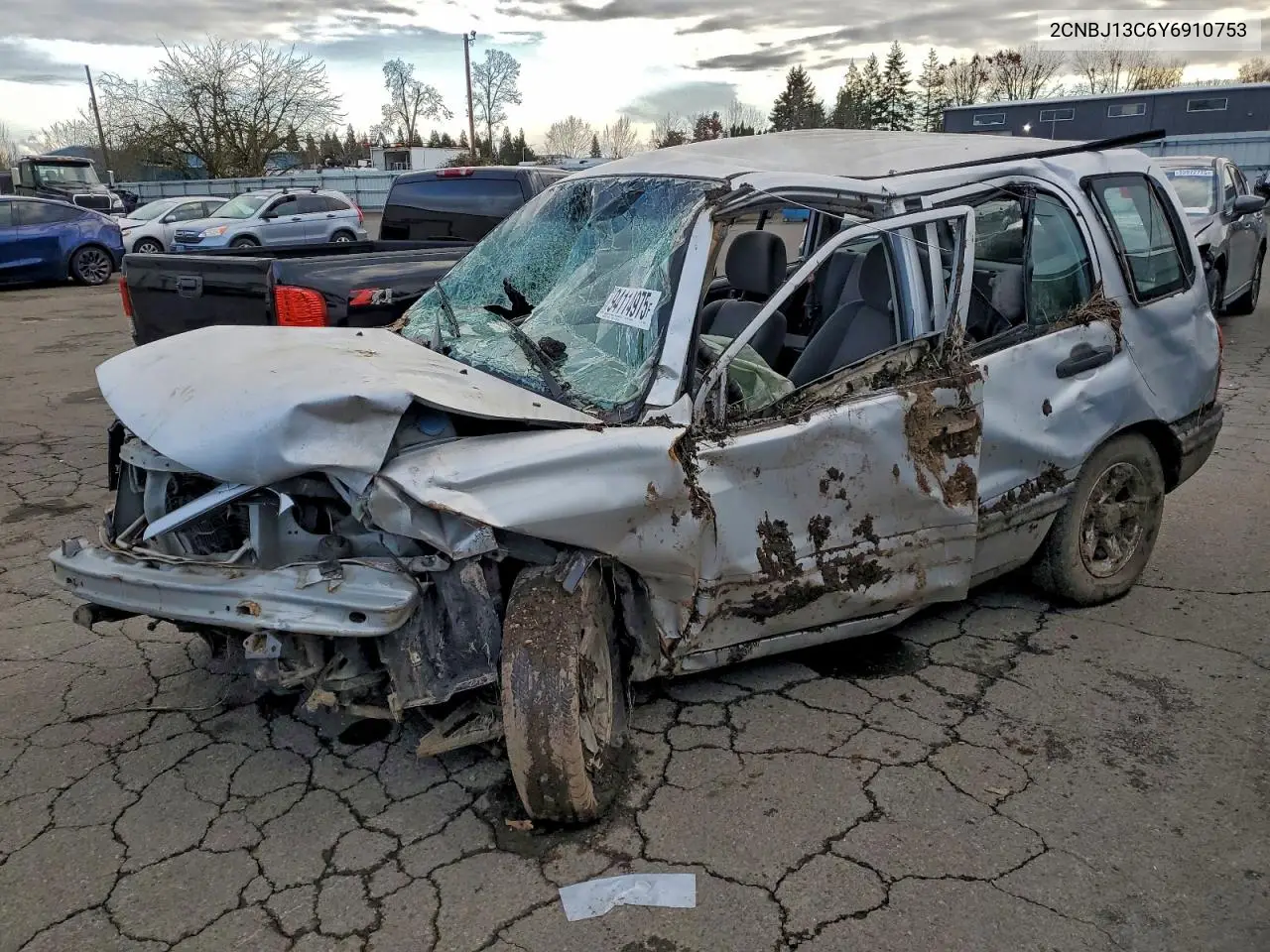 2CNBJ13C6Y6910753 2000 Chev Tracker