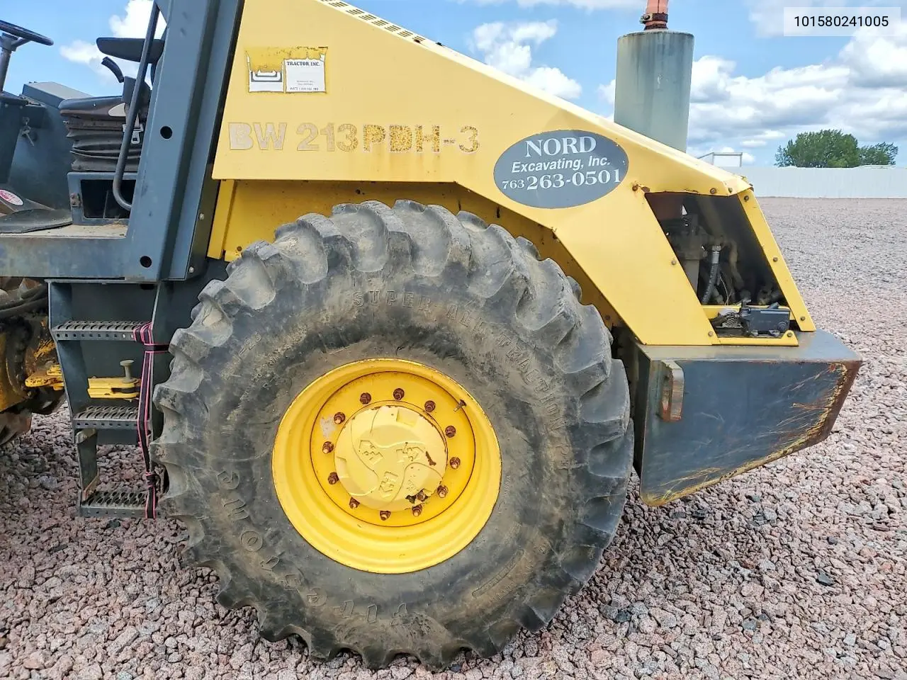 2000 Bomag Bw213Pdh-3 - Single Drum Roller VIN: 101580241005 Lot: 62331306