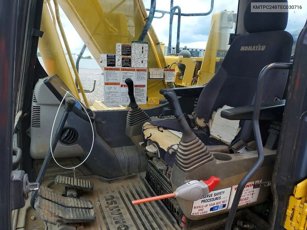 2000 Komatsu Pc170 VIN: KMTPC248TEC030716 Lot: 62332926