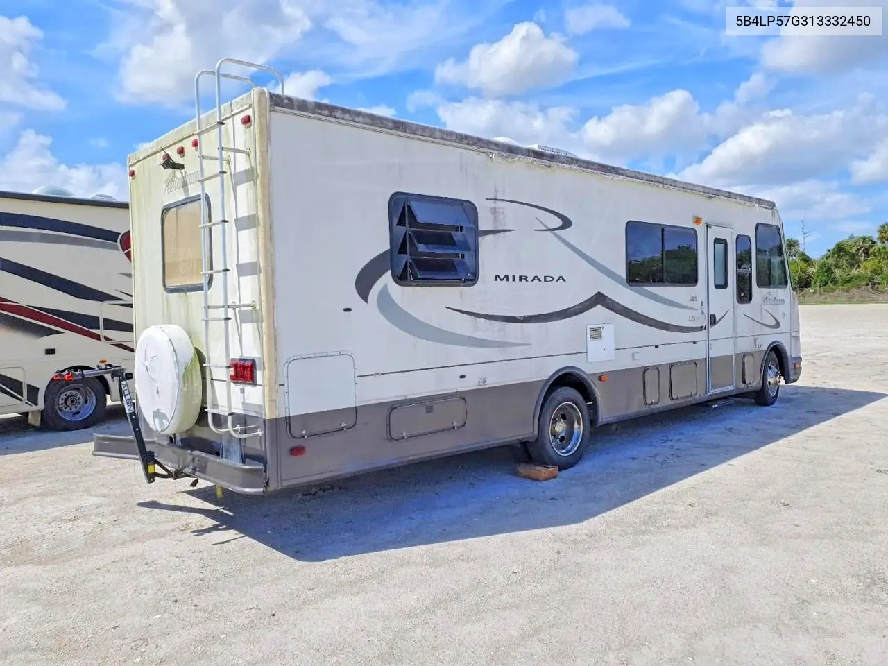 2001 Wrkh Motorhome - Rv VIN: 5B4LP57G313332450 Lot: 57278486