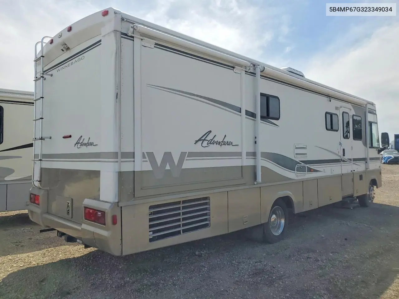2002 Winnebago Adventurer Rv VIN: 5B4MP67G323349034 Lot: 53759006