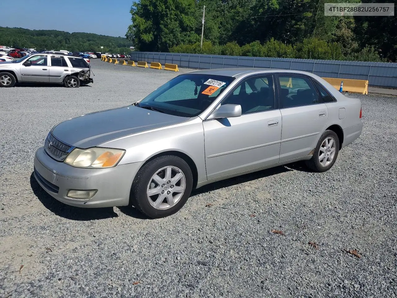 2002 Toyt Avalon VIN: 4T1BF28B82U256757 Lot: 60812116