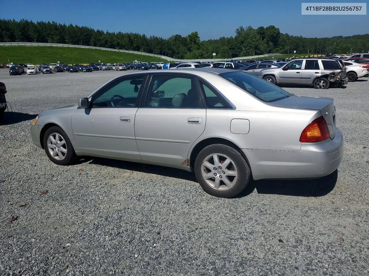 2002 Toyt Avalon VIN: 4T1BF28B82U256757 Lot: 60812116