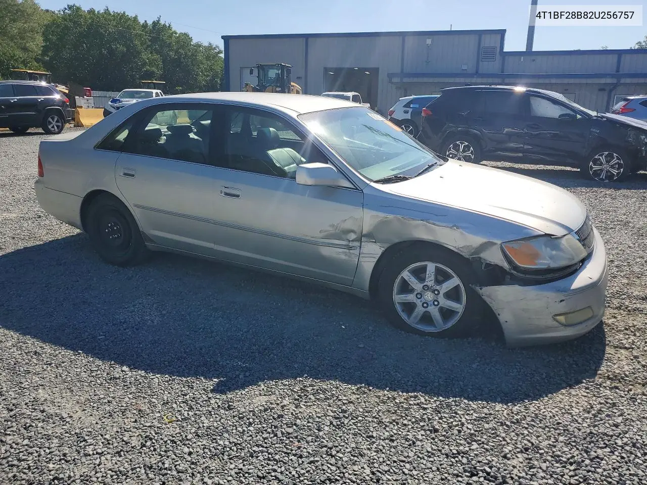 2002 Toyt Avalon VIN: 4T1BF28B82U256757 Lot: 60812116