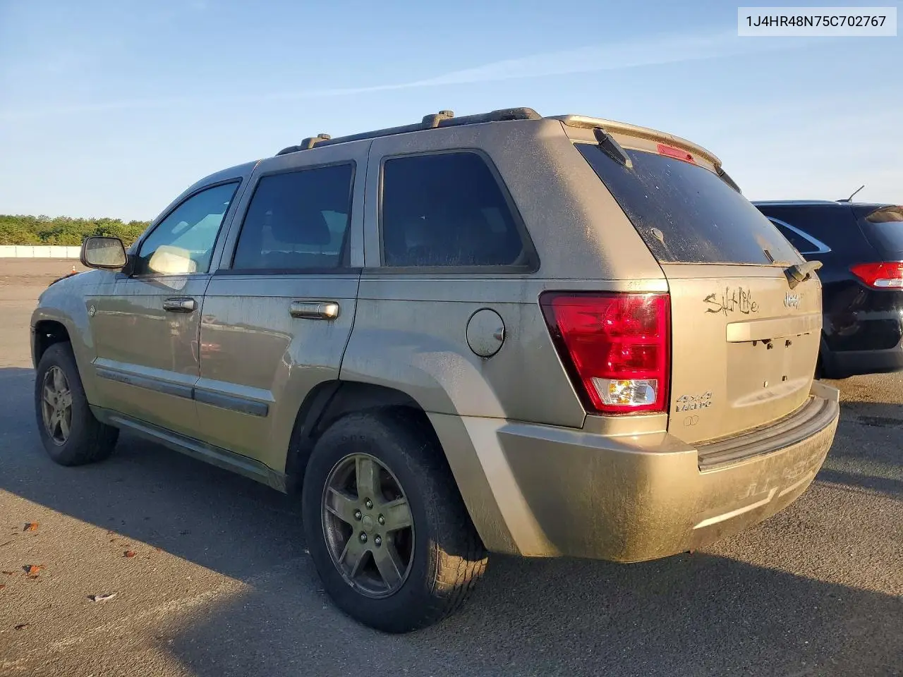 2005 Jeep Grand Cherokee Laredo VIN: 1J4HR48N75C702767 Lot: 61663826