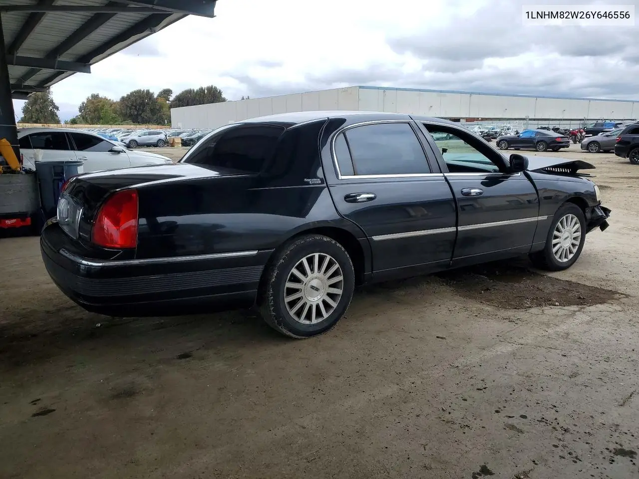 2006 Linc Town Car VIN: 1LNHM82W26Y646556 Lot: 55561226