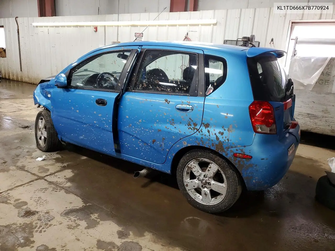 2007 Chevrolet Aveo Base VIN: KL1TD666X7B770924 Lot: 47276566