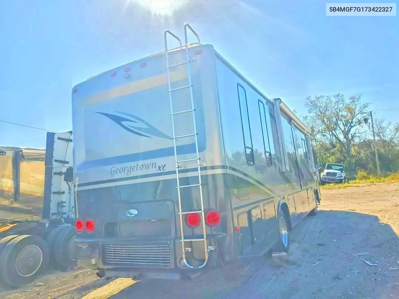 2007 Workhorse R26 Camper VIN: 5B4MGF7G173422327 Lot: 53274706