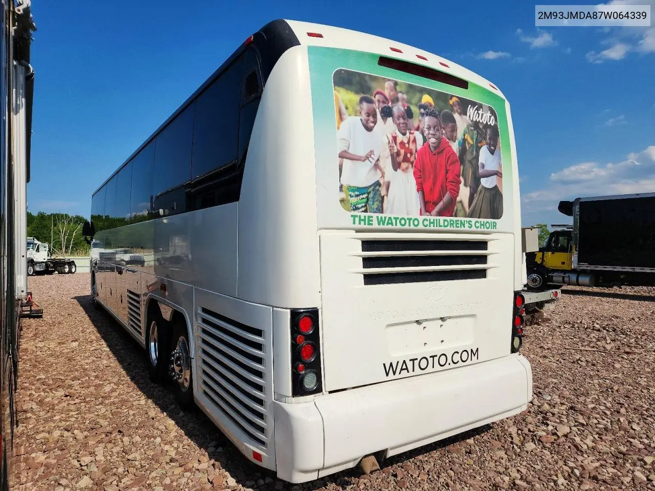2007 Mci J4500 VIN: 2M93JMDA87W064399 Lot: 57044496