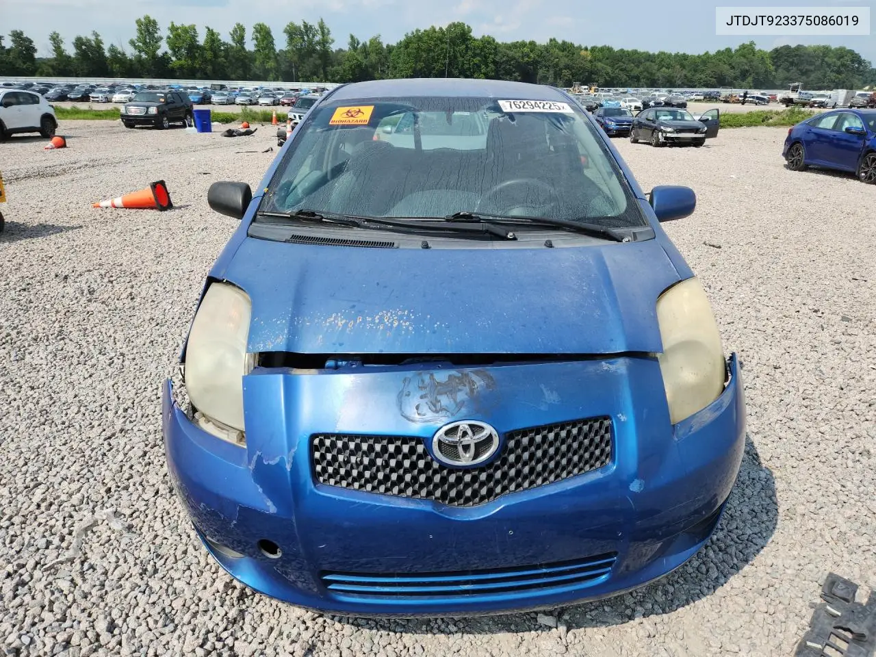 2007 Toyt Yaris Hatchback VIN: JTDJT923375086019 Lot: 76294225