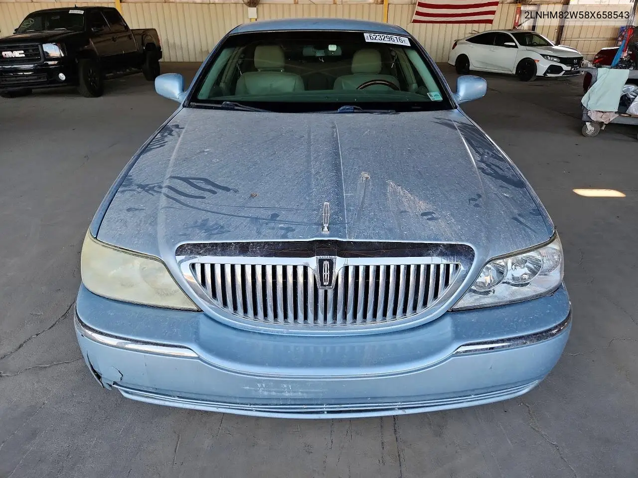 2008 Linc Town Car VIN: 2LNHM82W58X658543 Lot: 62329616