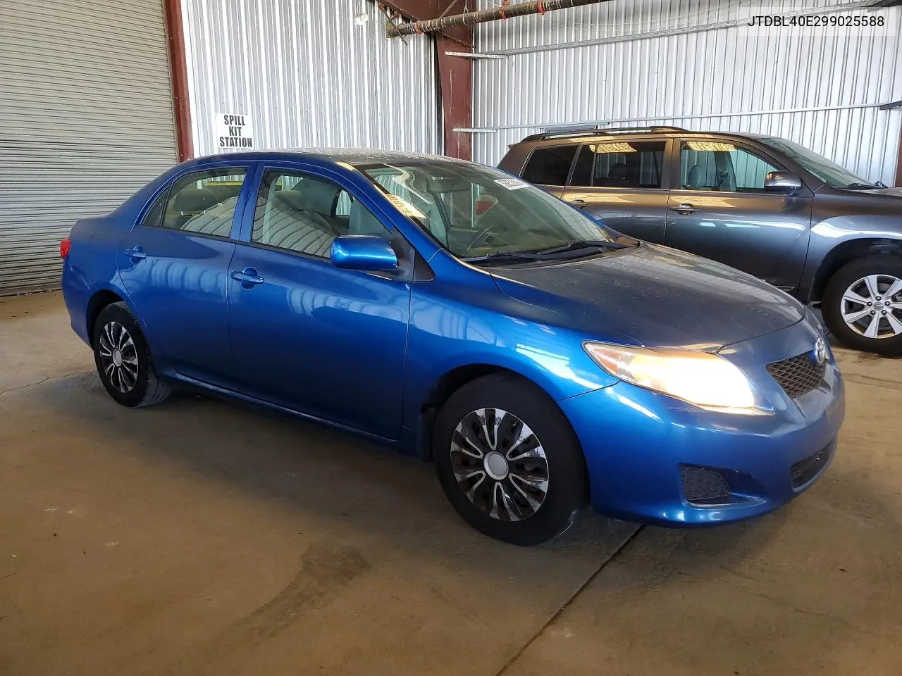 2009 Toyt Corolla VIN: JTDBL40E299025588 Lot: 58833826