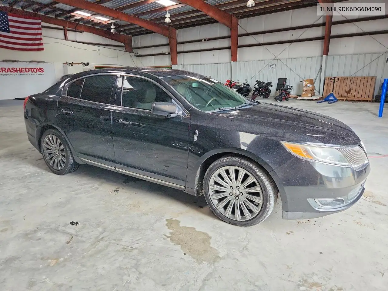 2013 Lincoln Townhouse Mks VIN: 1LNHL9DK6DG604090 Lot: 54350276