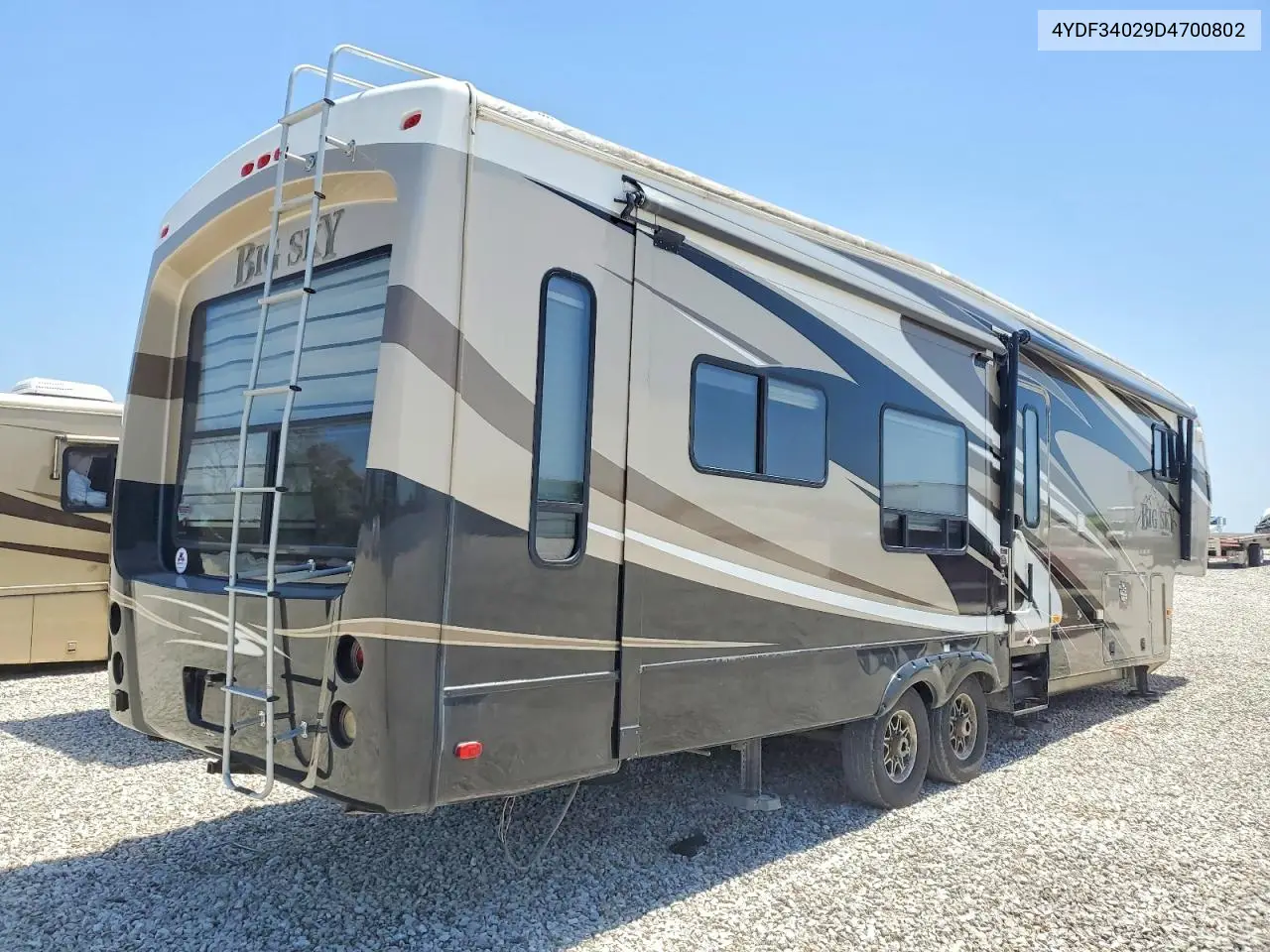 2013 Keystone- Montana 3402-Romeo Lema VIN: 4YDF34029D4700802 Lot: 61205316