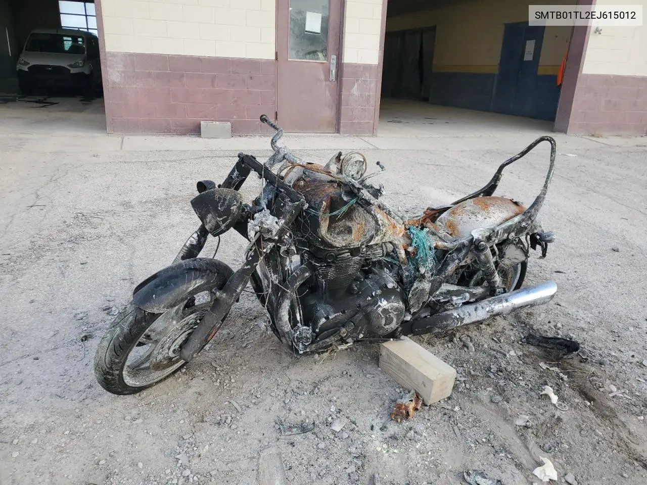 SMTB01TL2EJ615012 2014 Triumph Motorcycle Thunderbird Abs