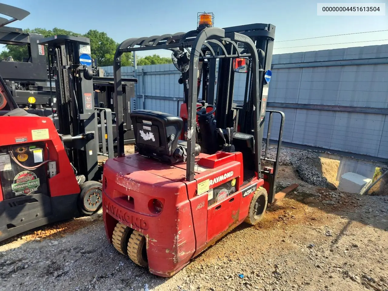 2016 Raymond Forklift VIN: 00000004451613504 Lot: 61966396