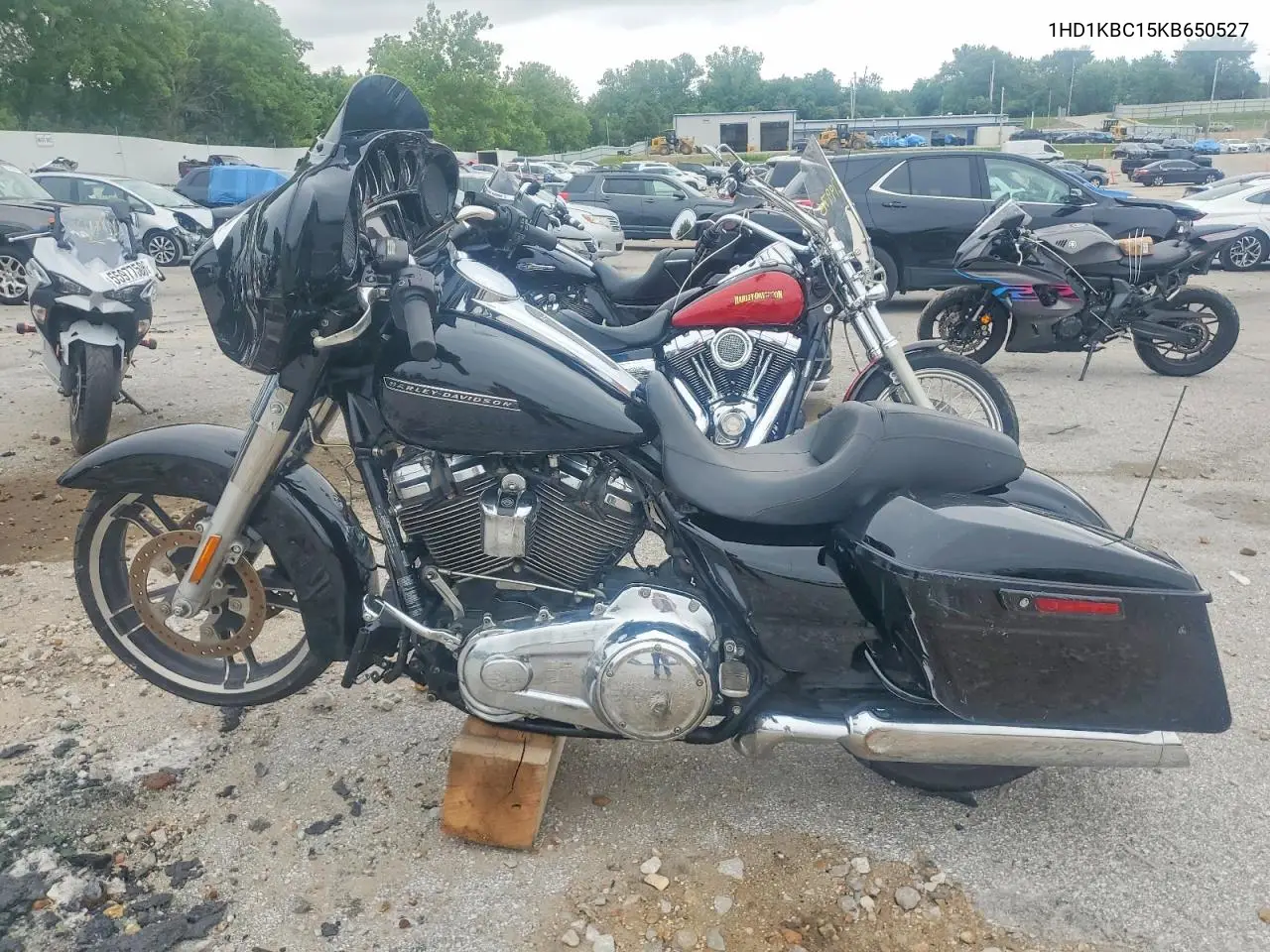 2019 Harley Davidson Flhx VIN: 1HD1KBC15KB650527 Lot: 58462566