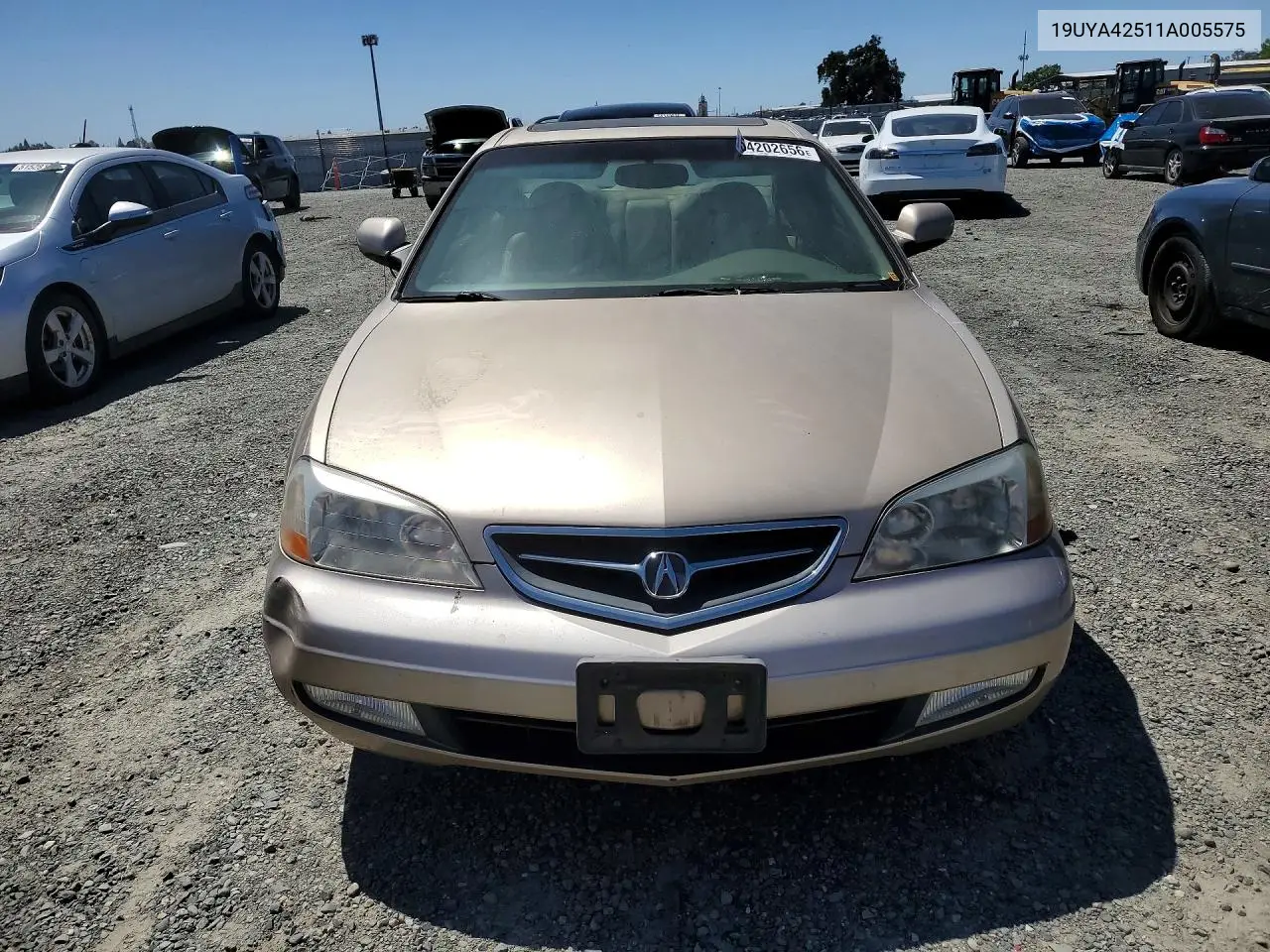 2001 Acura 3.2Cl VIN: 19UYA42511A005575 Lot: 54202656