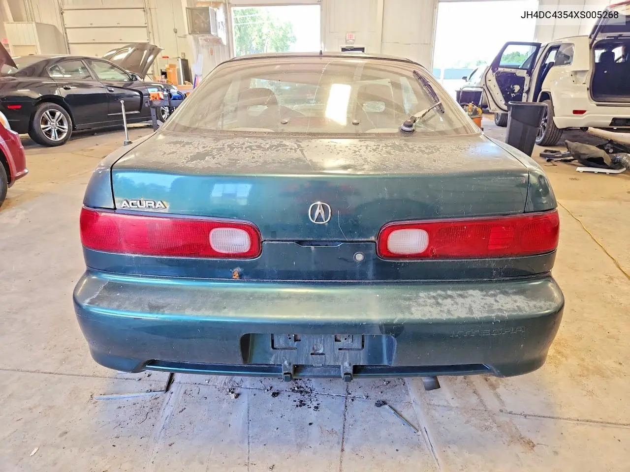 1999 Acura Integra Ls VIN: JH4DC4354XS005268 Lot: 61090846