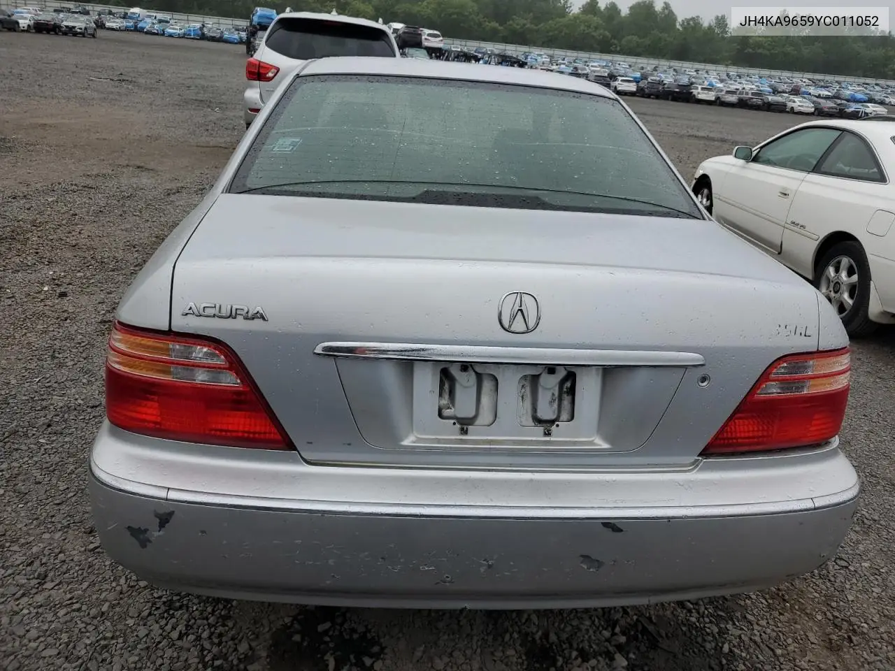 2000 Acura 3.5Rl VIN: JH4KA9659YC011052 Lot: 45916386