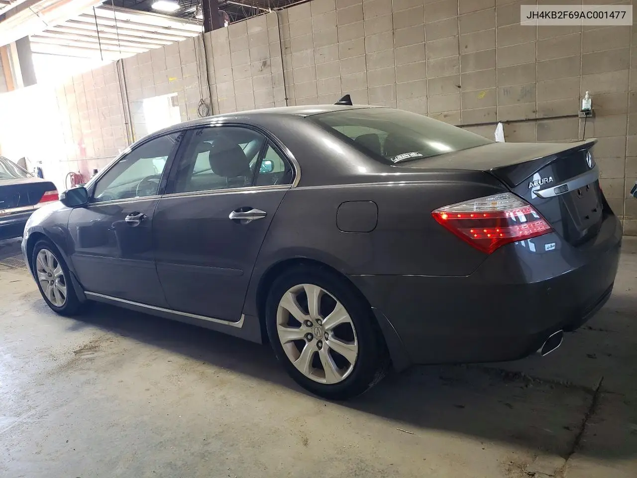 2010 Acura Rl VIN: JH4KB2F69AC001477 Lot: 60452036