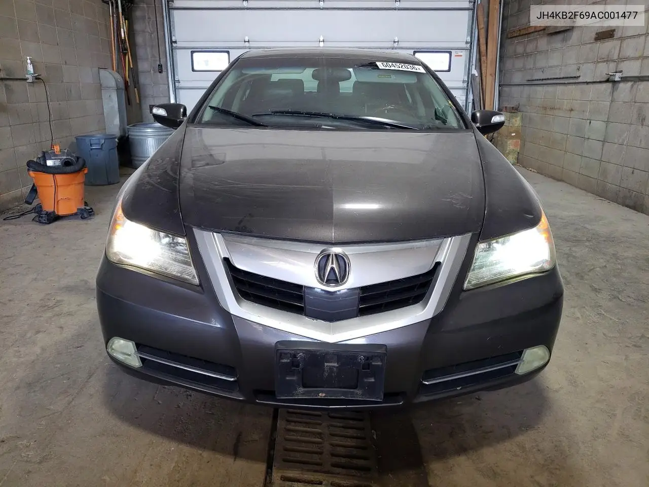 2010 Acura Rl VIN: JH4KB2F69AC001477 Lot: 60452036