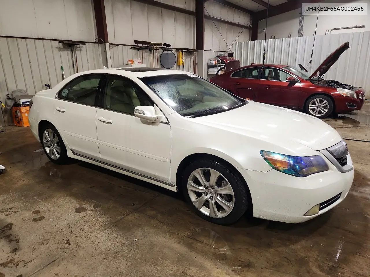 2010 Acura Rl VIN: JH4KB2F66AC002456 Lot: 61070436