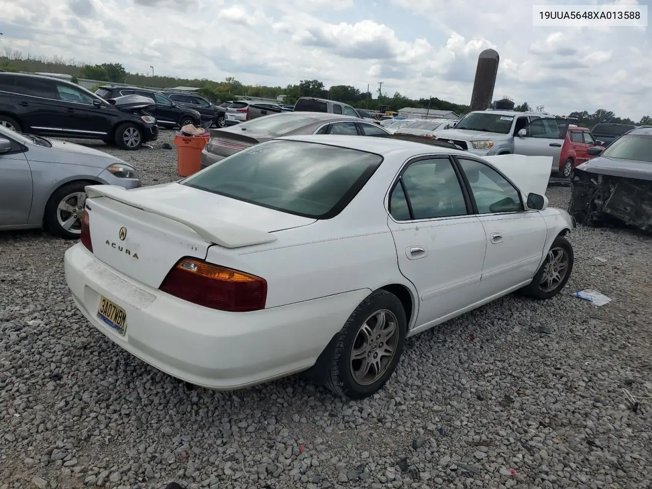 1999 Acura 3.2Tl VIN: 19UUA5648XA013588 Lot: 69798404