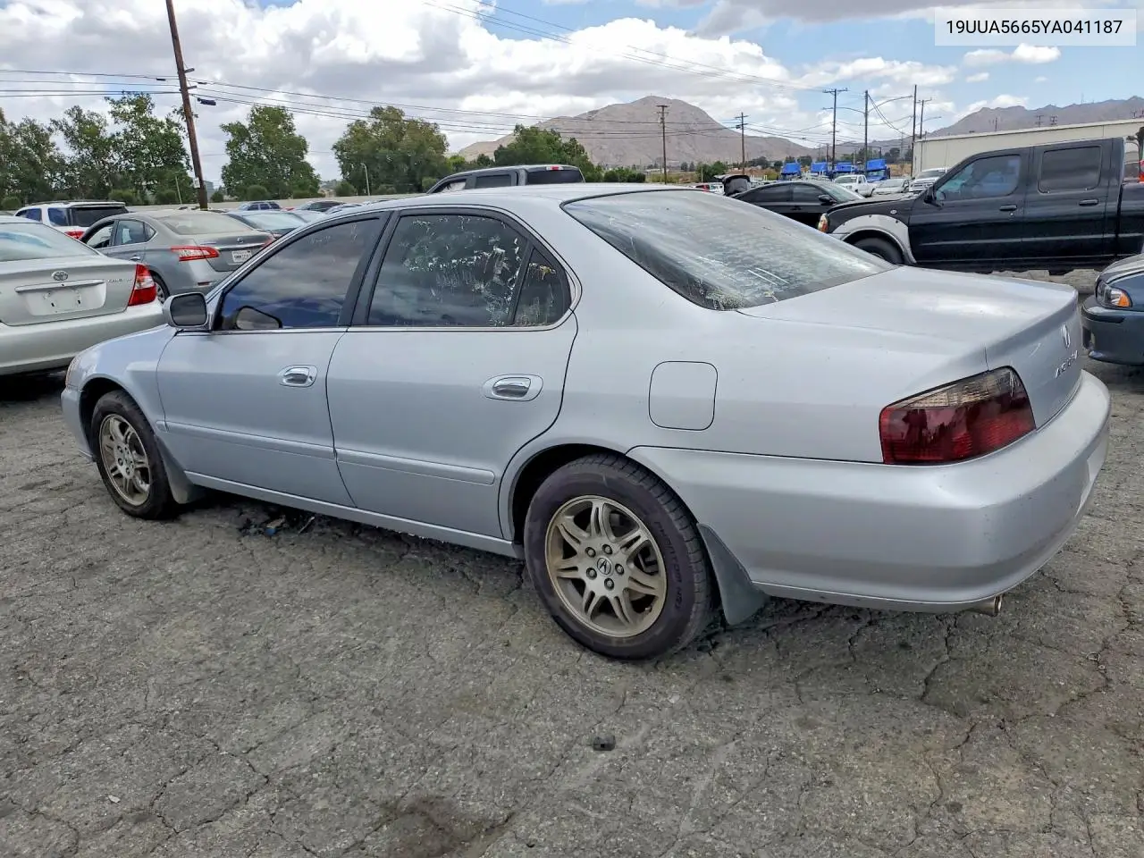 2000 Acura 3.2Tl VIN: 19UUA5665YA041187 Lot: 54909856