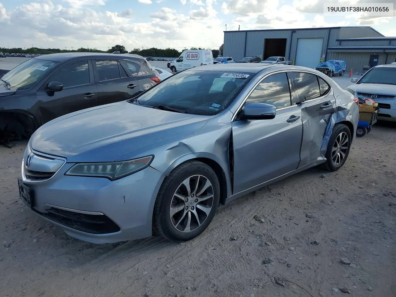2017 Acura Tlx VIN: 19UUB1F38HA010656 Lot: 60795036