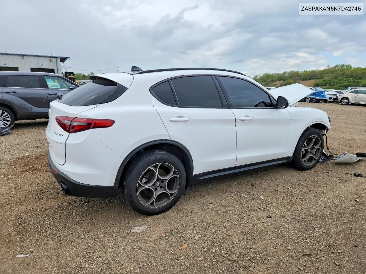 2022 Alfa Romeo Stelvio VIN: ZASPAKAN5N7D42745 Lot: 52444066
