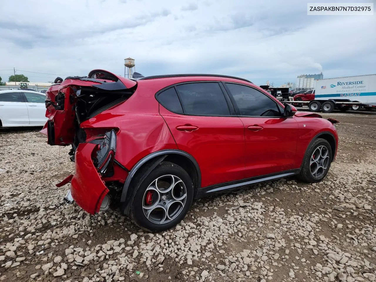 2022 Alfa Romeo Stelvio Ti VIN: ZASPAKBN7N7D32975 Lot: 58651306