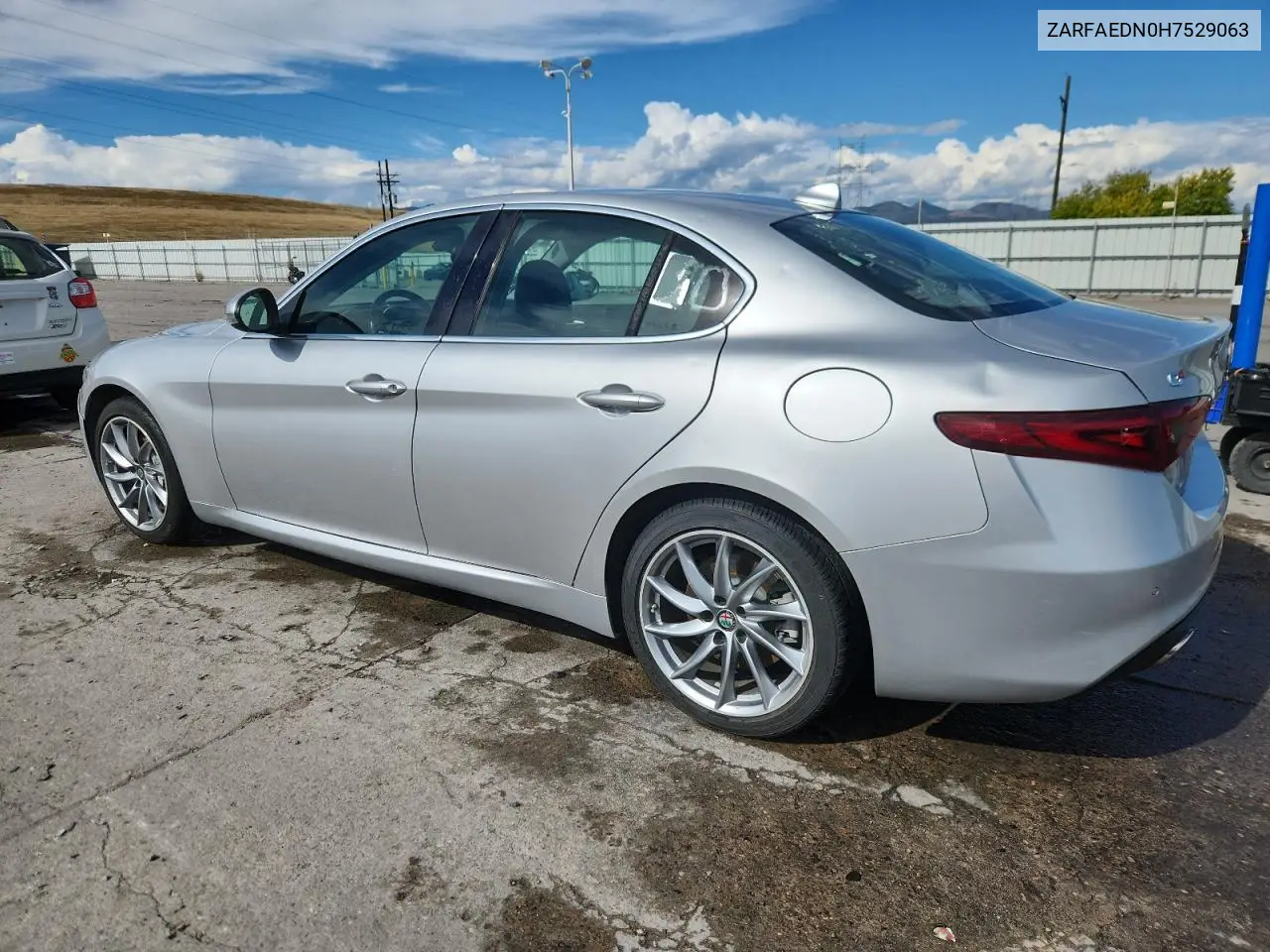 ZARFAEDN0H7529063 2017 Alfa Romeo Giulia Q4