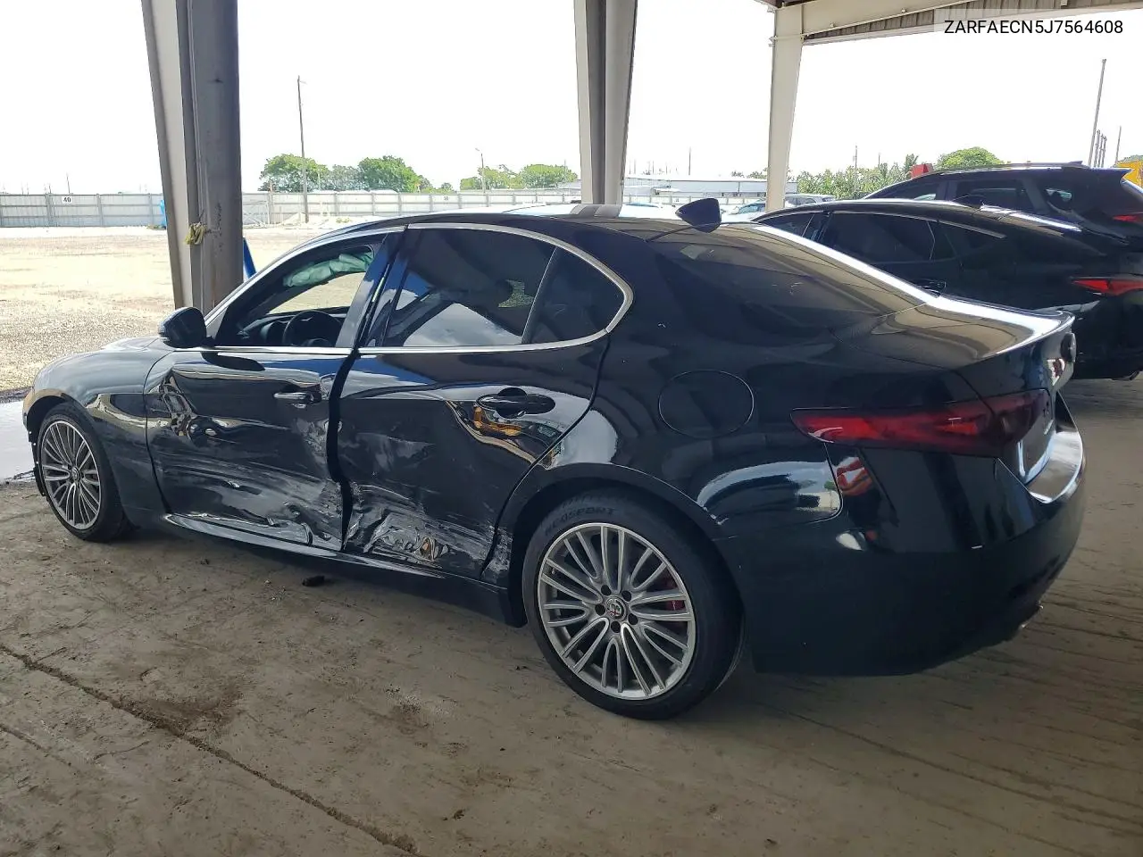 2018 Alfa Romeo Giulia Ti VIN: ZARFAECN5J7564608 Lot: 54141566