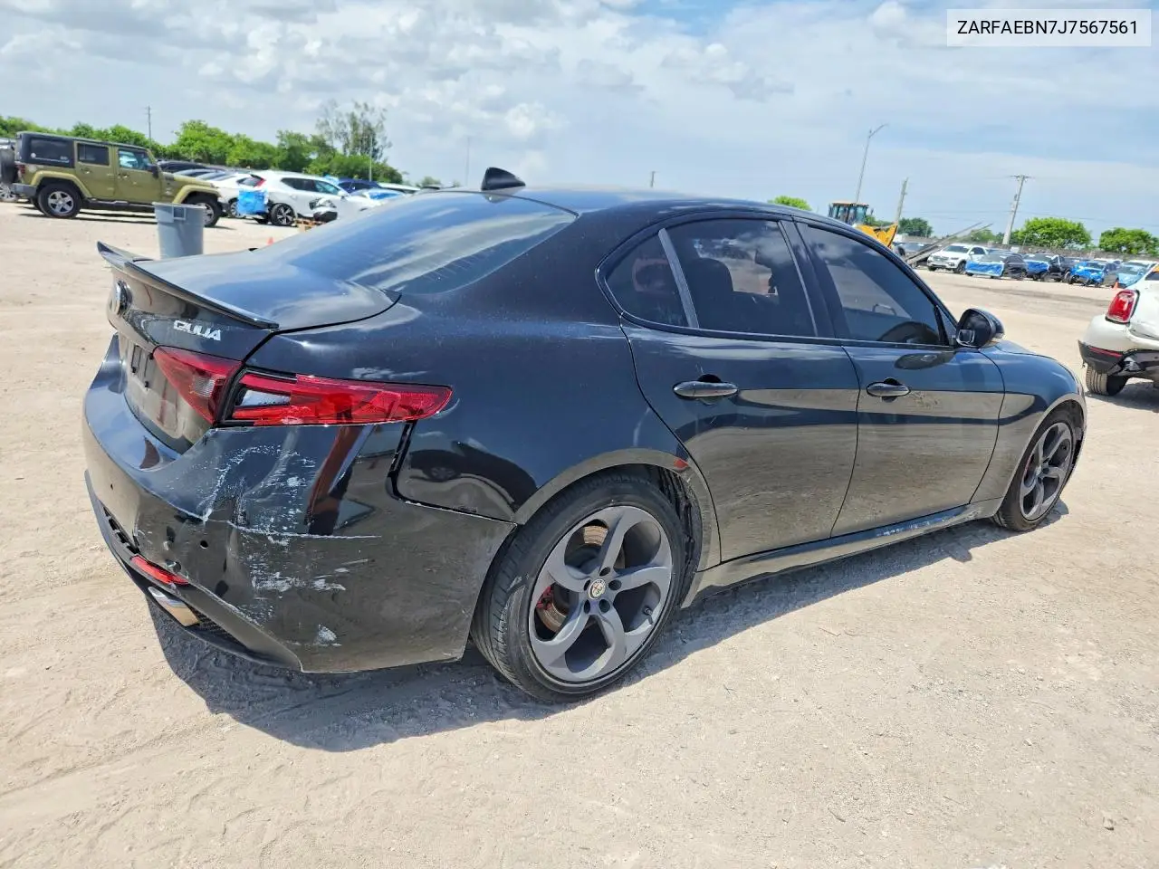 2018 Alfa Romeo Giulia VIN: ZARFAEBN7J7567561 Lot: 61330176