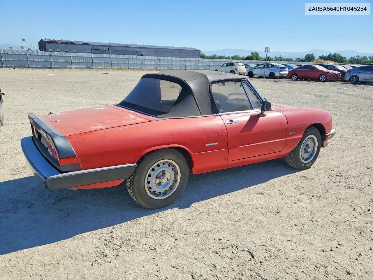1987 Alfa Romeo Spider Graduate VIN: ZARBA5640H1045254 Lot: 60327056