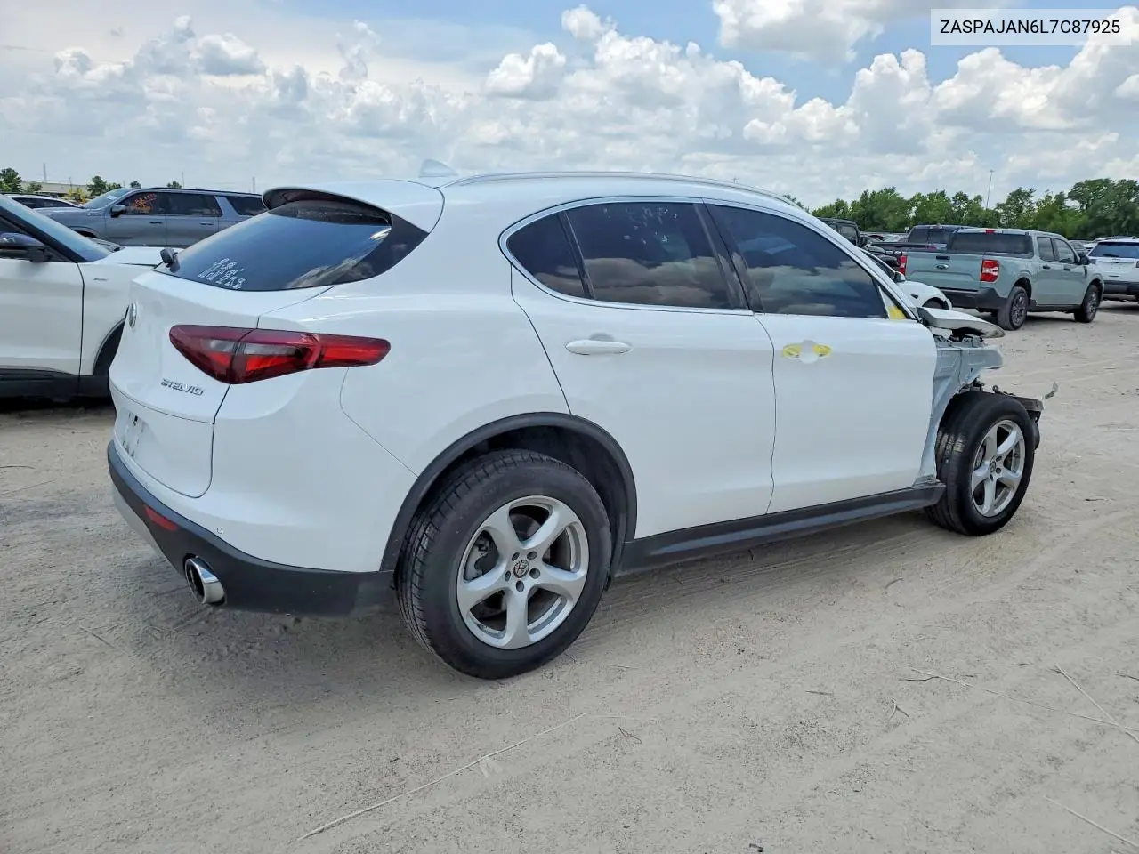 2020 Alfa Romeo Stelvio Base VIN: ZASPAJAN7L7C93037 Lot: 59716856