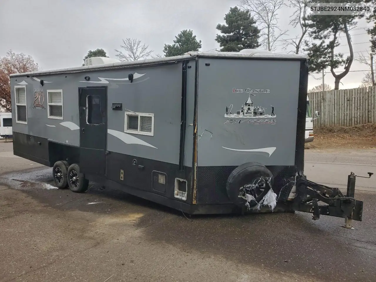 2022 American Surplus Ice Castle Camper VIN: 5TJBE2924NM032840 Lot: 92505395