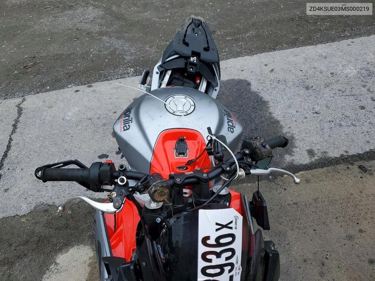 2021 Aprilia Tuono 660 VIN: ZD4KSUE03MS000219 Lot: 54612936