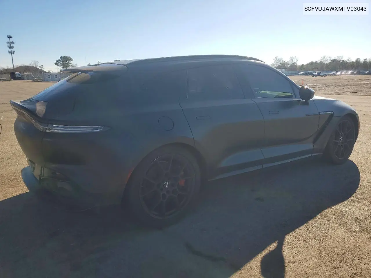 2021 Aston Martin Dbx VIN: SCFVUJAWXMTV03043 Lot: 79703475