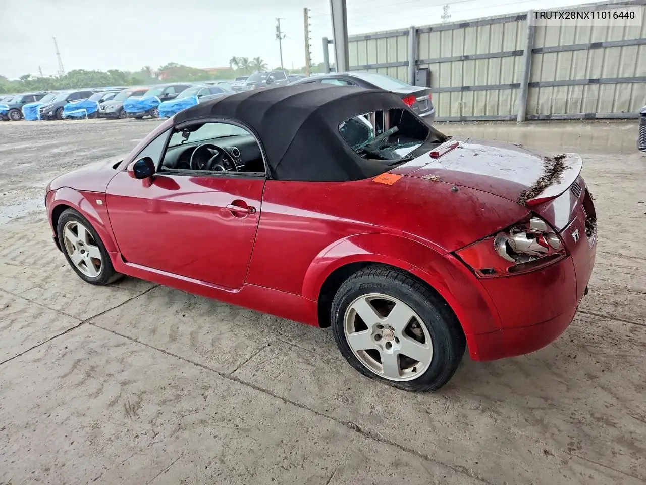 2001 Audi Tt VIN: TRUTX28NX11016440 Lot: 55892756