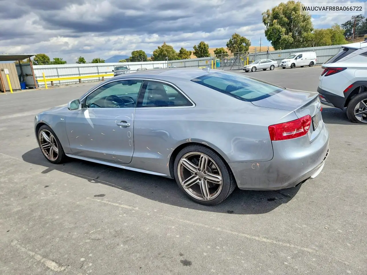 2011 Audi S5 Premium Plus VIN: WAUCVAFR8BA066722 Lot: 55038386
