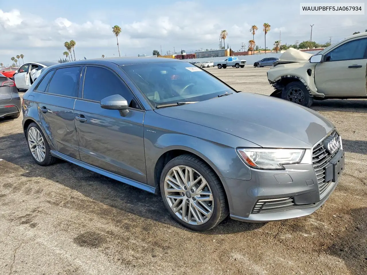 2018 Audi A3 E-Tron Premium VIN: WAUUPBFF5JA067934 Lot: 85982365