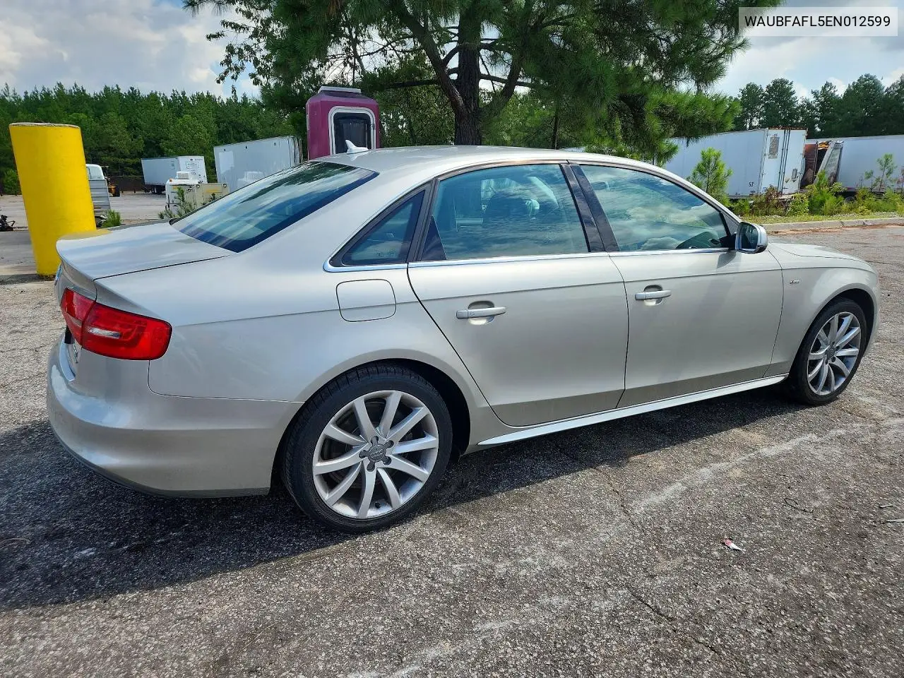 2014 Audi A4 Premium VIN: WAUBFAFL5EN012599 Lot: 61023506