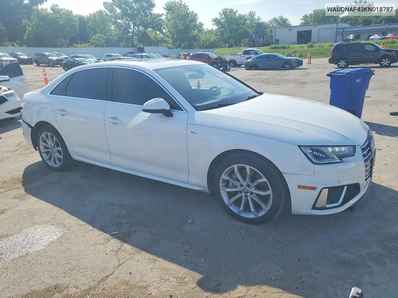 2019 Audi A4 Premium VIN: WAUDNAF43KN018787 Lot: 60270596