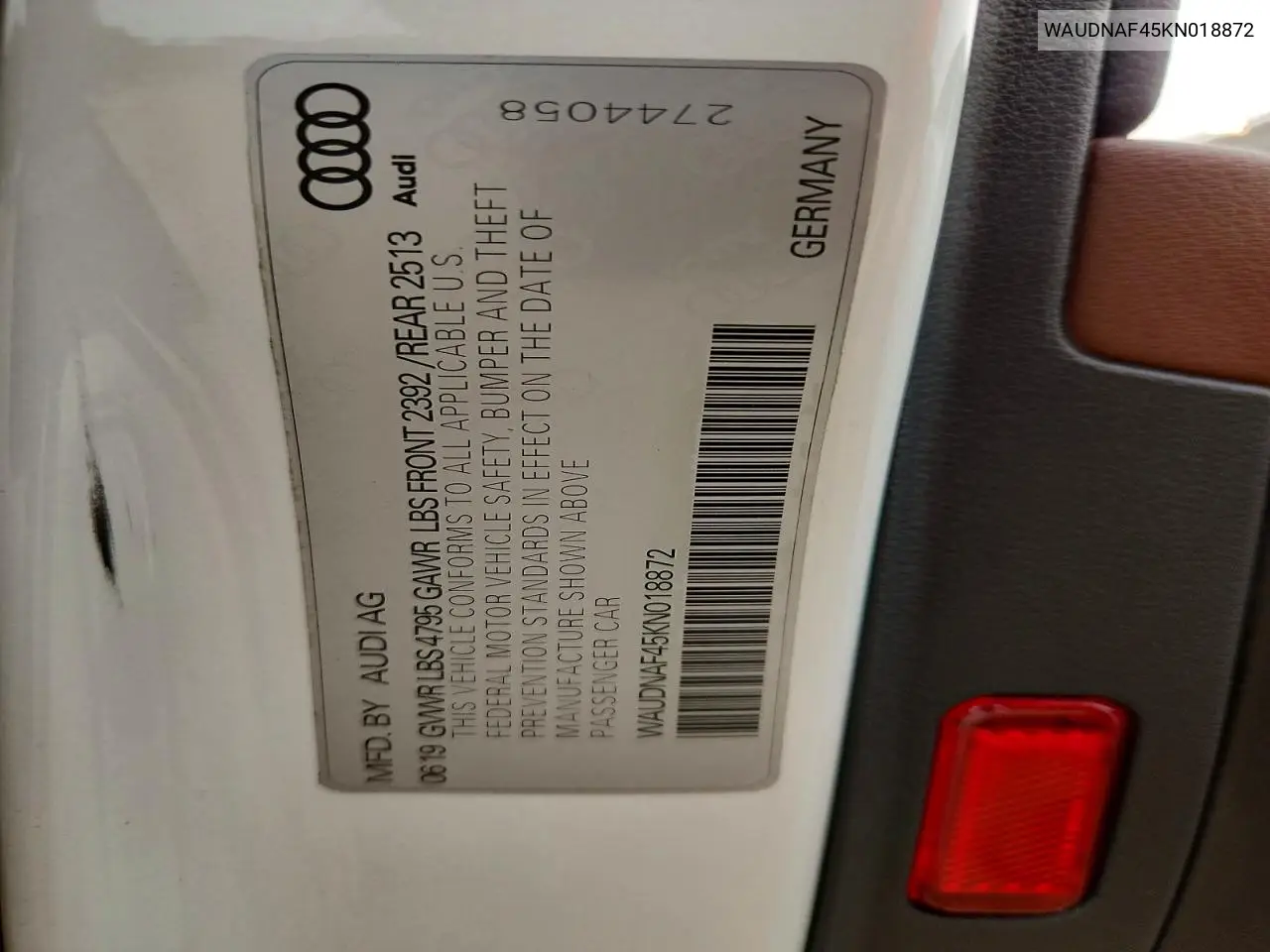 2019 Audi A4 Premium VIN: WAUDNAF45KN018872 Lot: 61043486