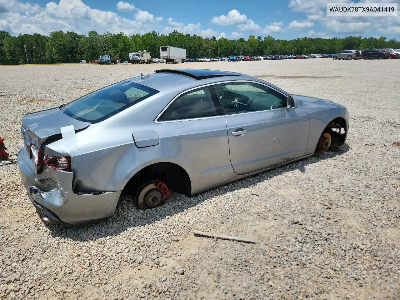 2009 Audi A5 Quattro VIN: WAUDK78TX9A041419 Lot: 61812046